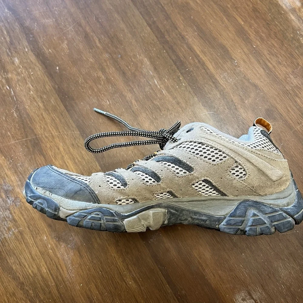 Merrell Moab Ventilator Hiking Shoes Mens 8 Walnut Brown Suede Mesh J86595